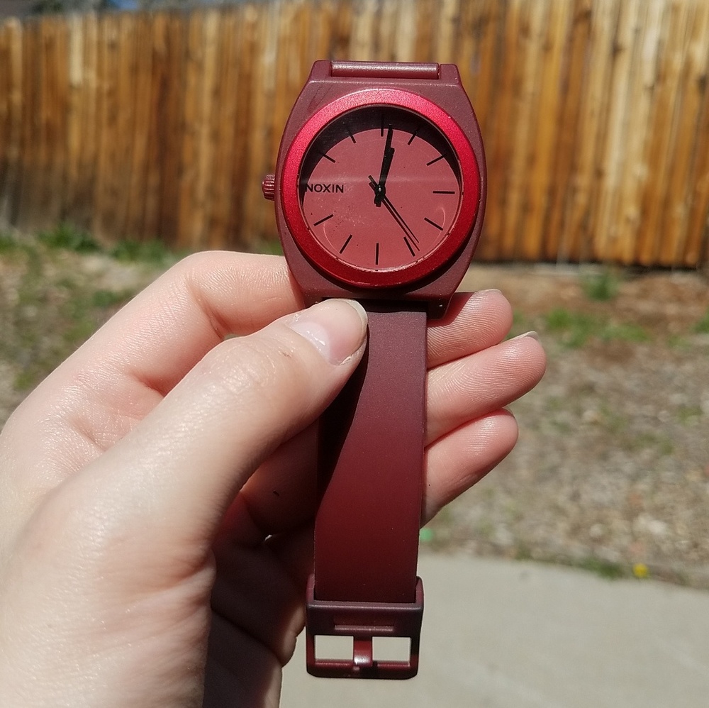 Nixon watch